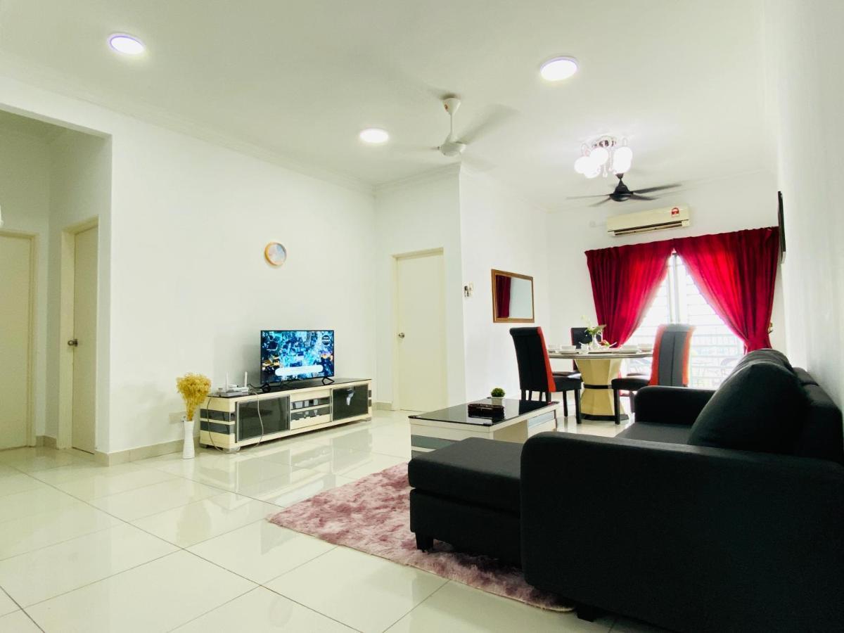 Cozy 1-10 Pax 4Qbeds 2Sbeds Shah Alam Sec7, I-City Bagian luar foto