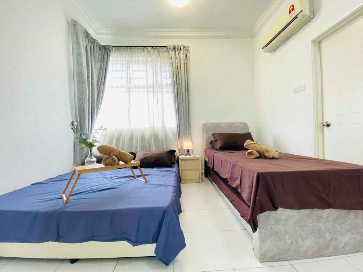 Cozy 1-10 Pax 4Qbeds 2Sbeds Shah Alam Sec7, I-City Bagian luar foto