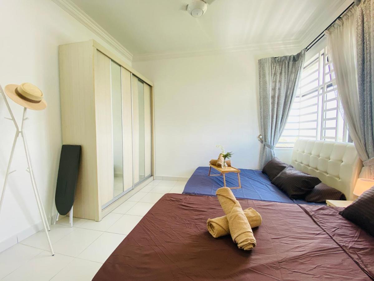 Cozy 1-10 Pax 4Qbeds 2Sbeds Shah Alam Sec7, I-City Bagian luar foto