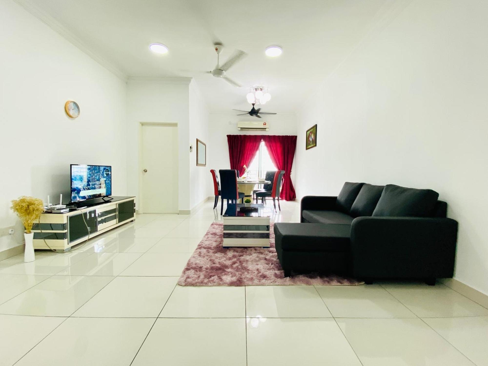 Cozy 1-10 Pax 4Qbeds 2Sbeds Shah Alam Sec7, I-City Bagian luar foto