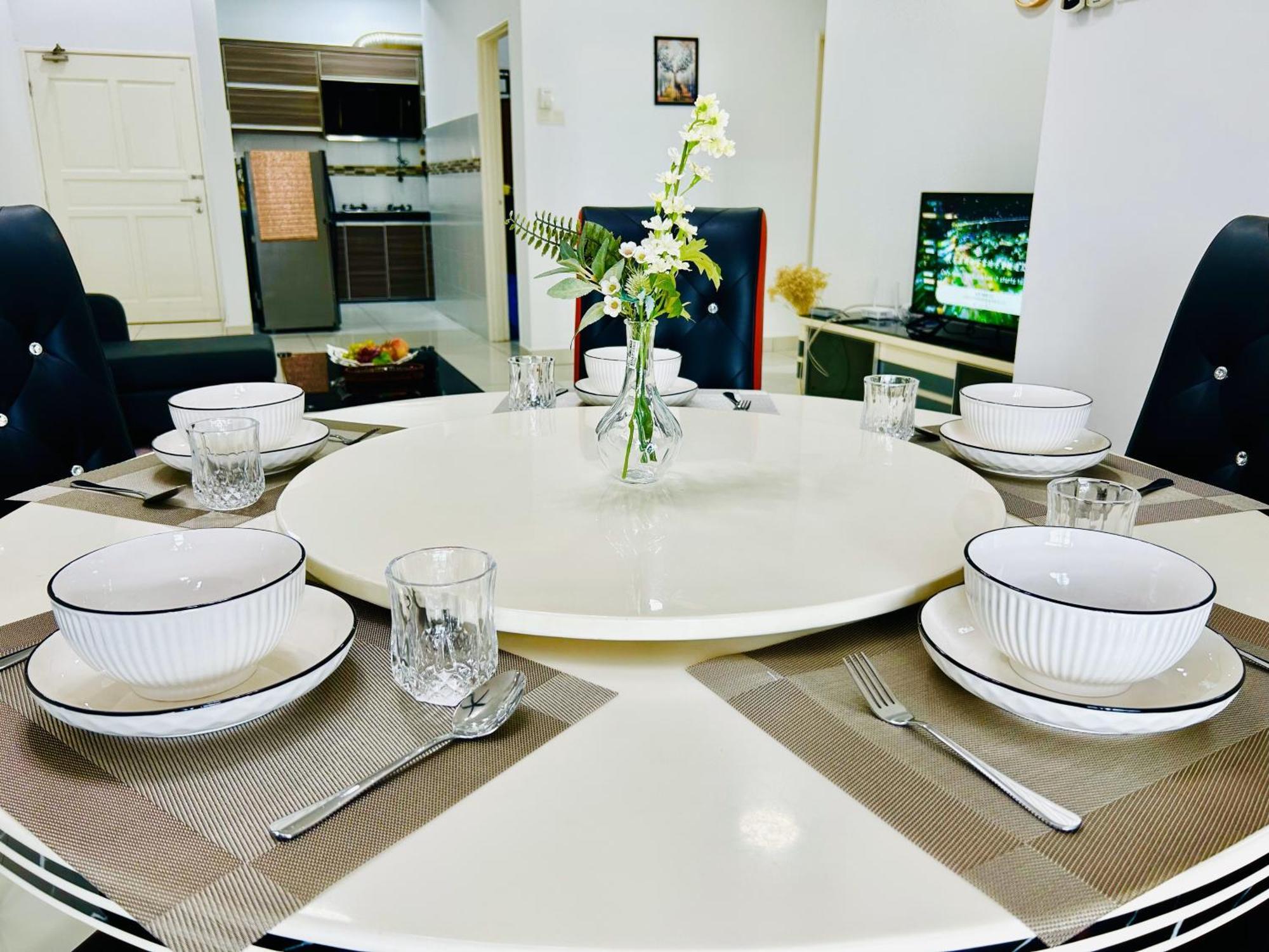 Cozy 1-10 Pax 4Qbeds 2Sbeds Shah Alam Sec7, I-City Bagian luar foto